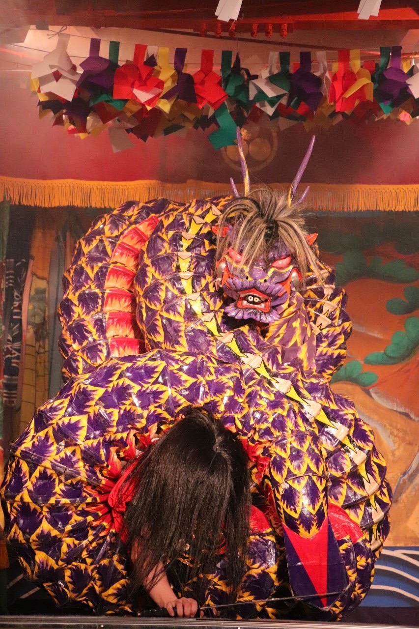 羽佐竹神楽団の活動風景2