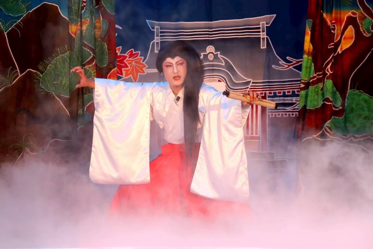 羽佐竹神楽団の活動風景9