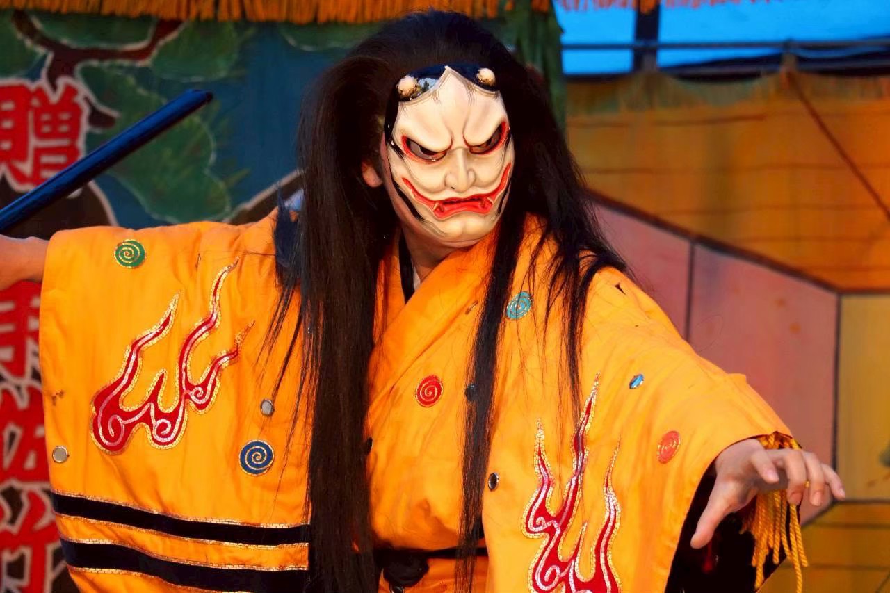 羽佐竹神楽団の活動風景10